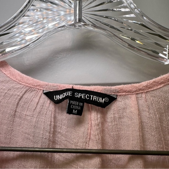 Unique Spectrum Light Pink Bell Sleeve Blouse size M - Picture 2 of 8